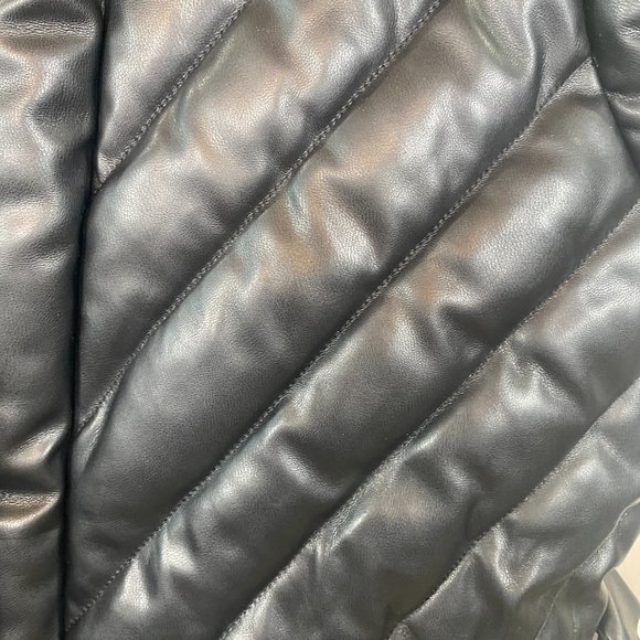 NWT BlankNYC Faux Leather Vest - Picture 11 of 12